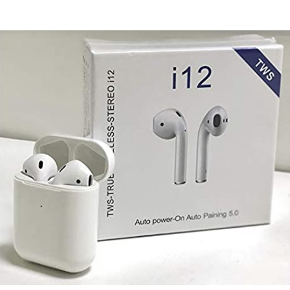 Earbuds for everyone! FREE CASE